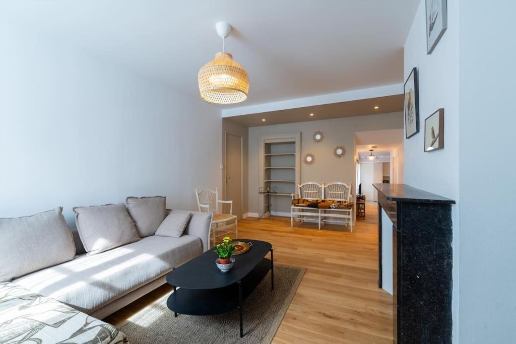 Appartement Meuse & Mono, En Hyper Centre Charleville-Mézières エクステリア 写真
